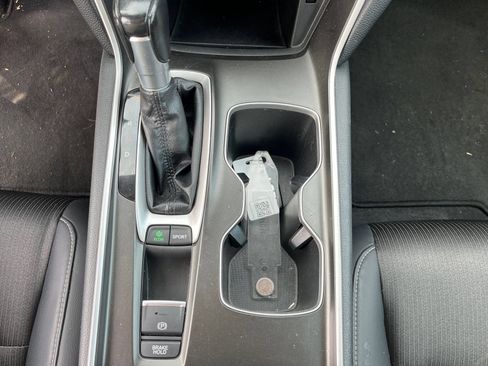 Used 2018 Honda Accord Sport image 27