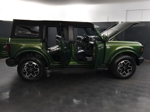 Used 2023 Ford Bronco Outer Banks image 38