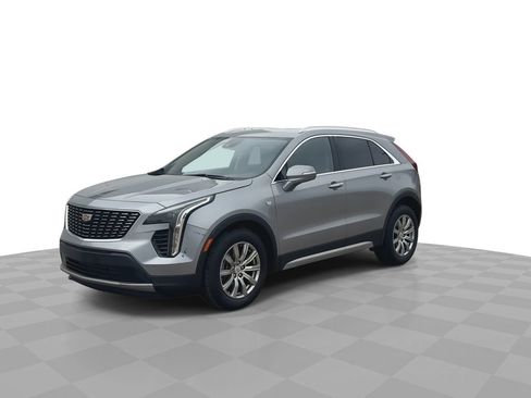 Used 2023 Cadillac XT4 Premium Luxury image 4