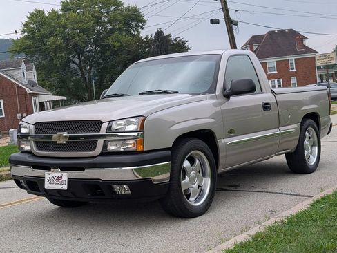 Used 2005 Chevrolet Silverado 1500 LS w/ Light Duty Power Package RWD image 12