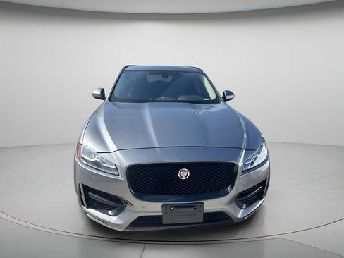 Used 2020 Jaguar F-PACE R-Sport AWD/4WD image 4