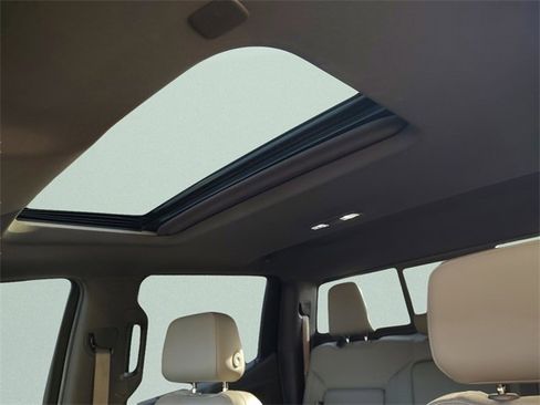 Used 2019 GMC Sierra 1500 SLT image 29