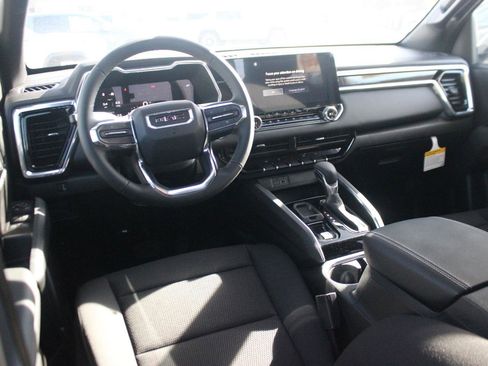 New 2025 GMC Canyon Elevation w/ Convenience Package image 12