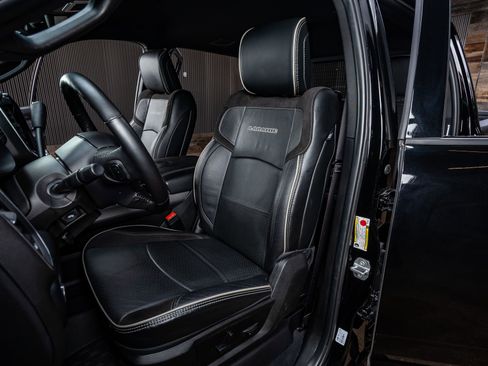 Used 2024 RAM 3500 Laramie w/ Night Edition image 28