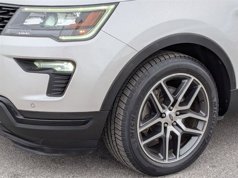 Used 2018 Ford Explorer Sport w/ Equipment Group 401A image 9