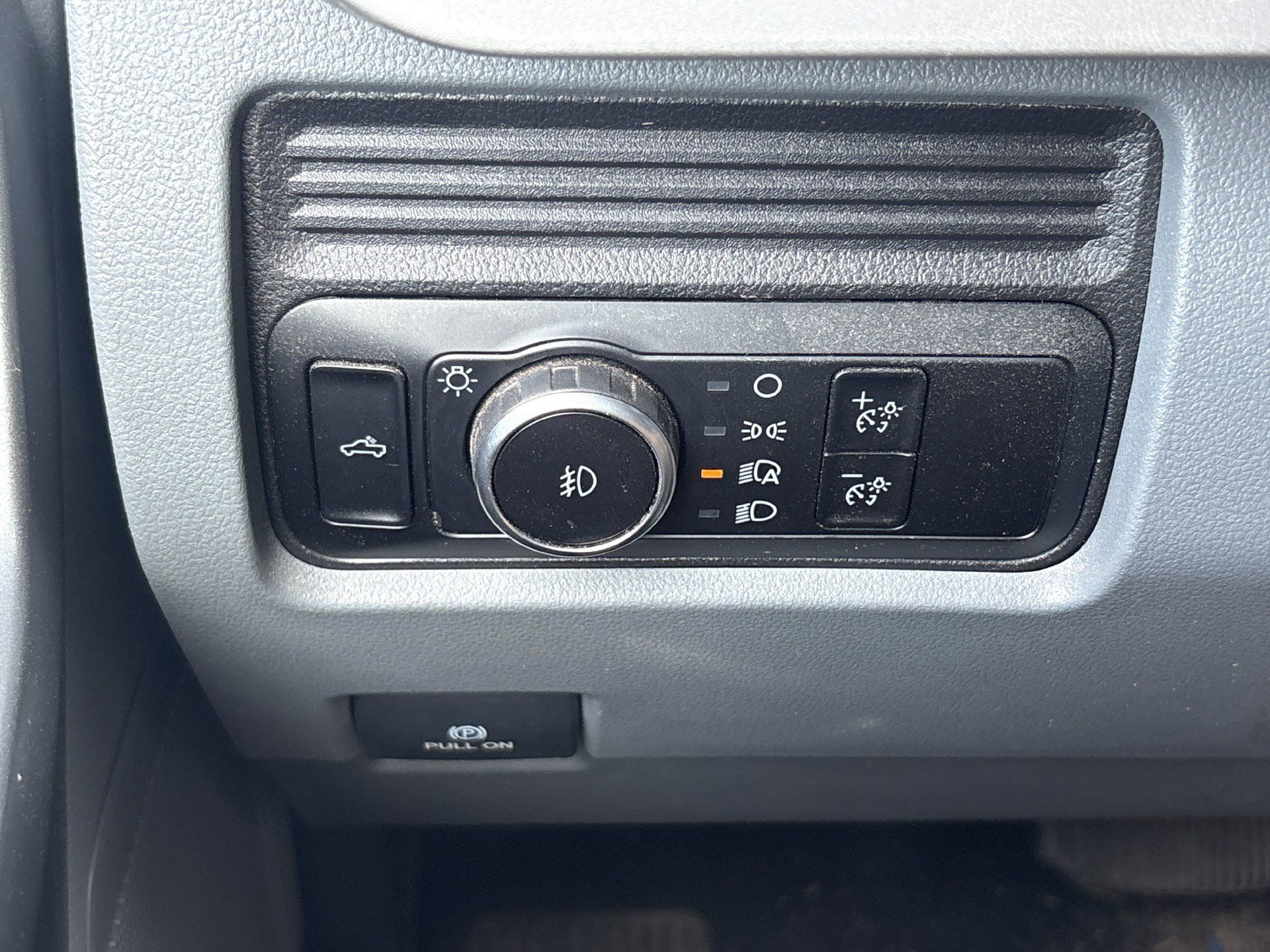 Used 2026 Ford F350 XLT AWD/4WD image 12