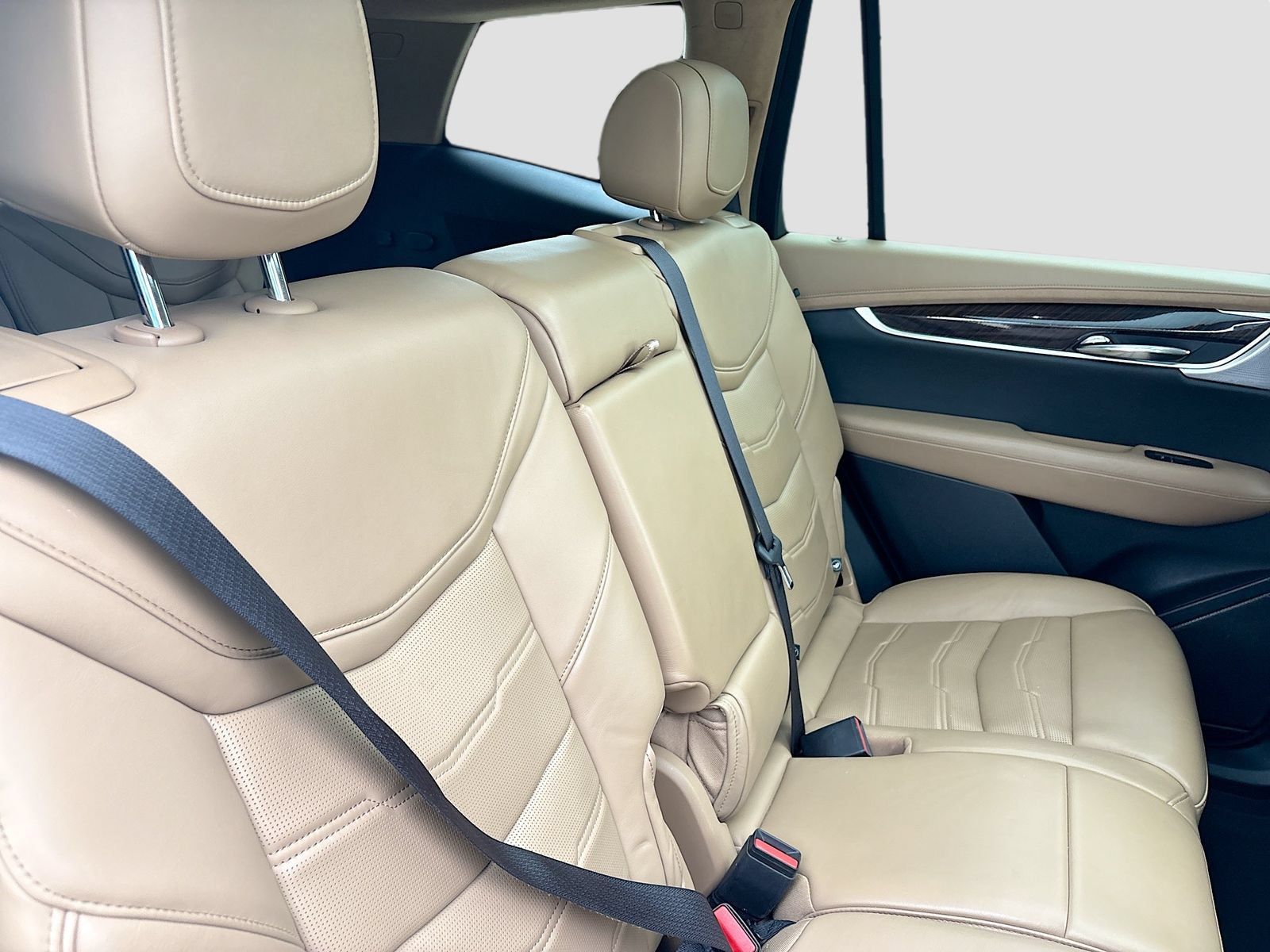 Used 2025 Cadillac XT6 Sport w/ Platinum Package AWD/4WD image 30