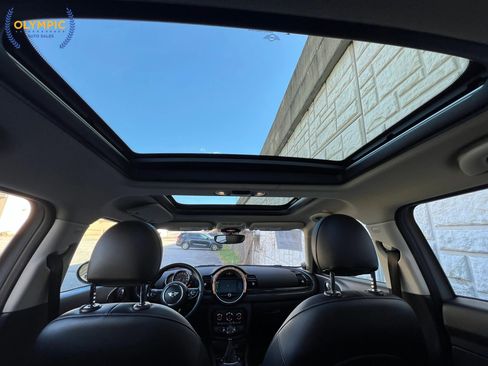 Used 2017 MINI Cooper Clubman ALL4 w/ Premium Package image 39