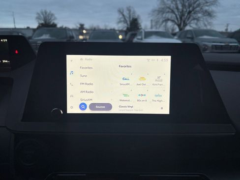 Used 2025 Toyota Prius LE image 21