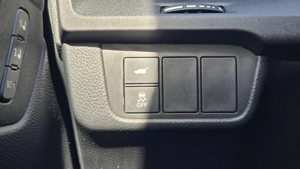 Used 2025 Honda CR-V Sport-L image 18