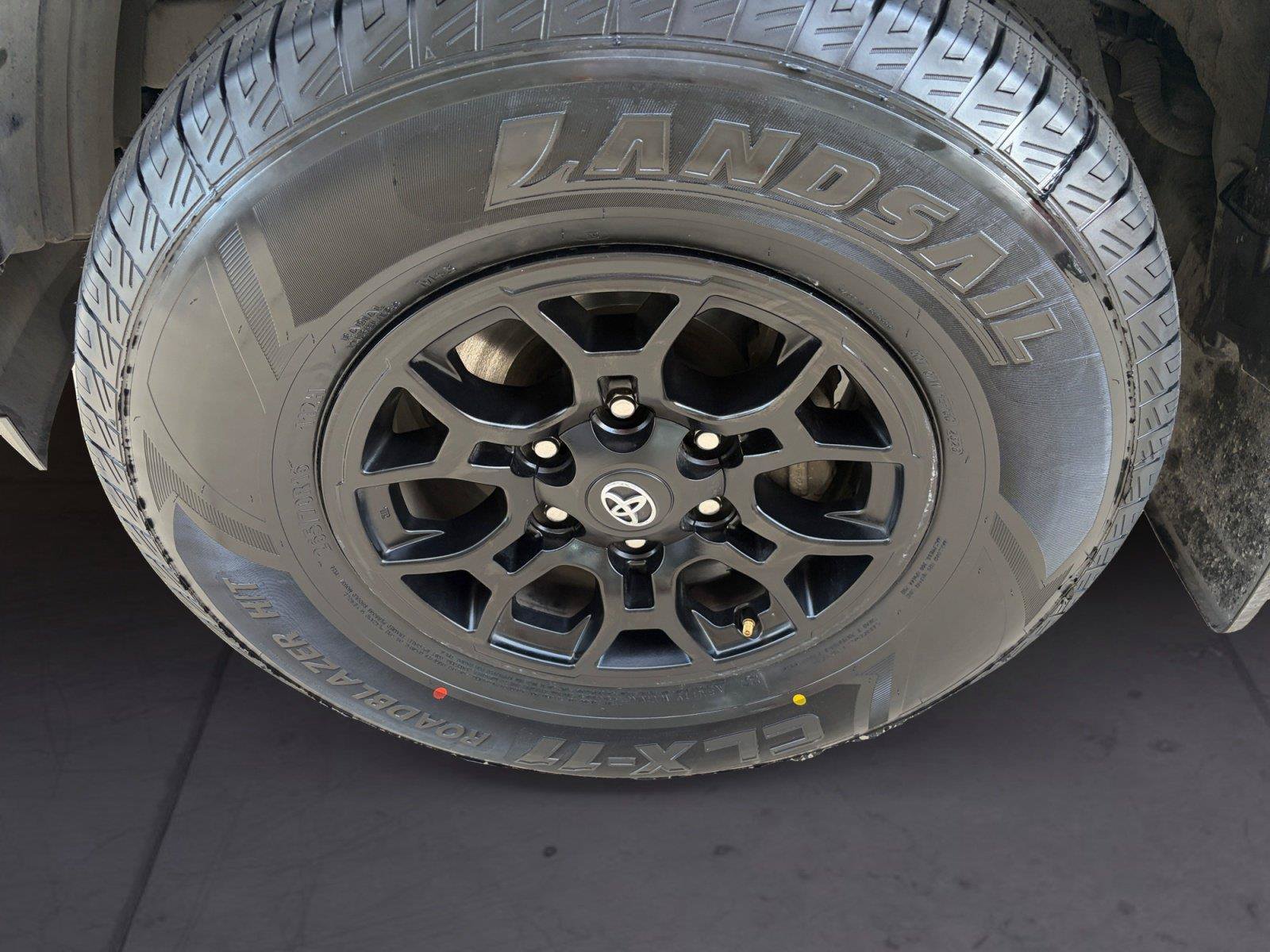Used 2022 Toyota Tacoma SR5 RWD image 14