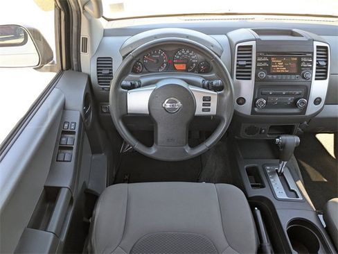 Used 2013 Nissan Xterra S w/ Value Package image 15