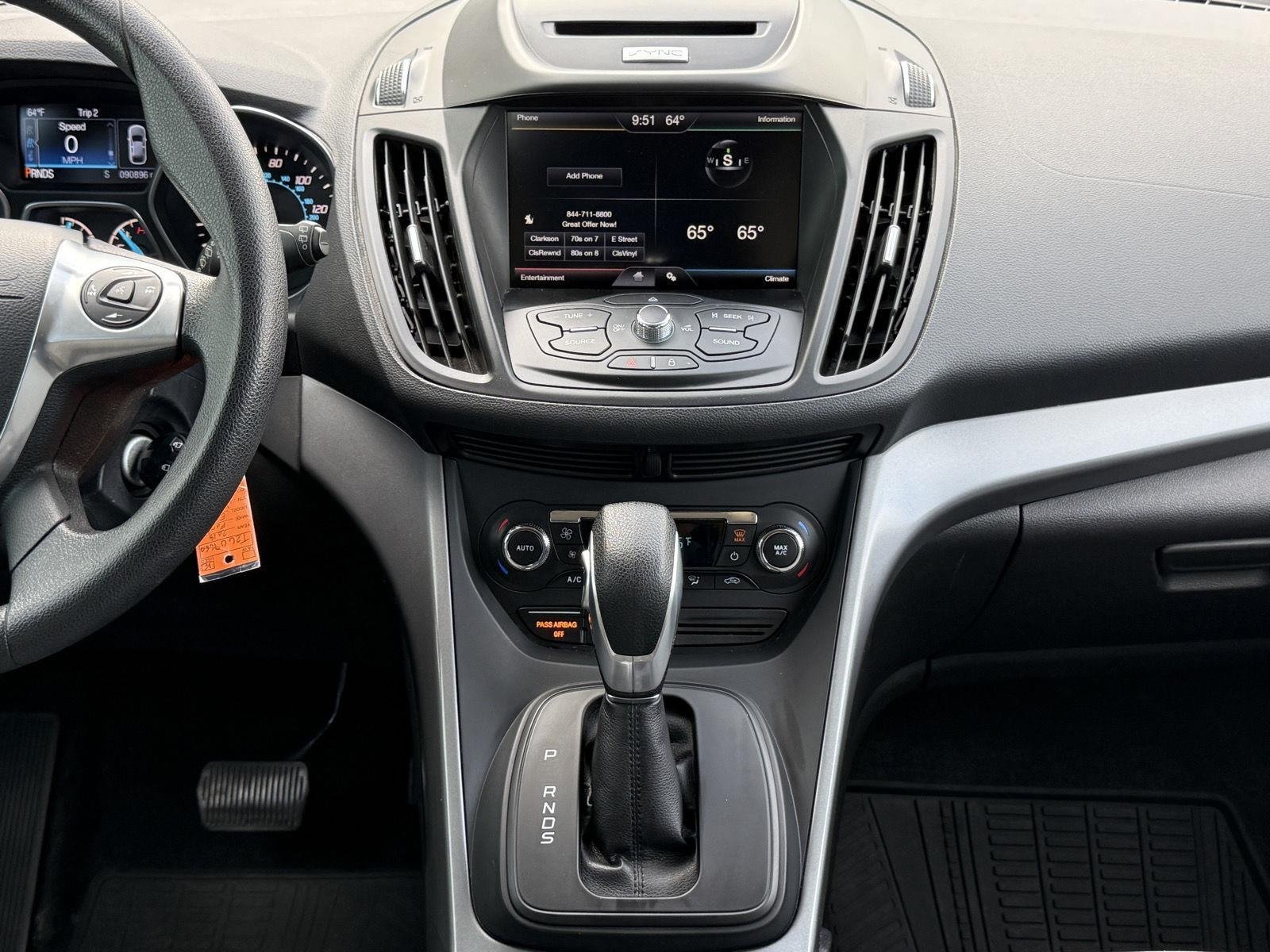 Used 2015 Ford Escape SE w/ Equipment Group 201A FWD image 33