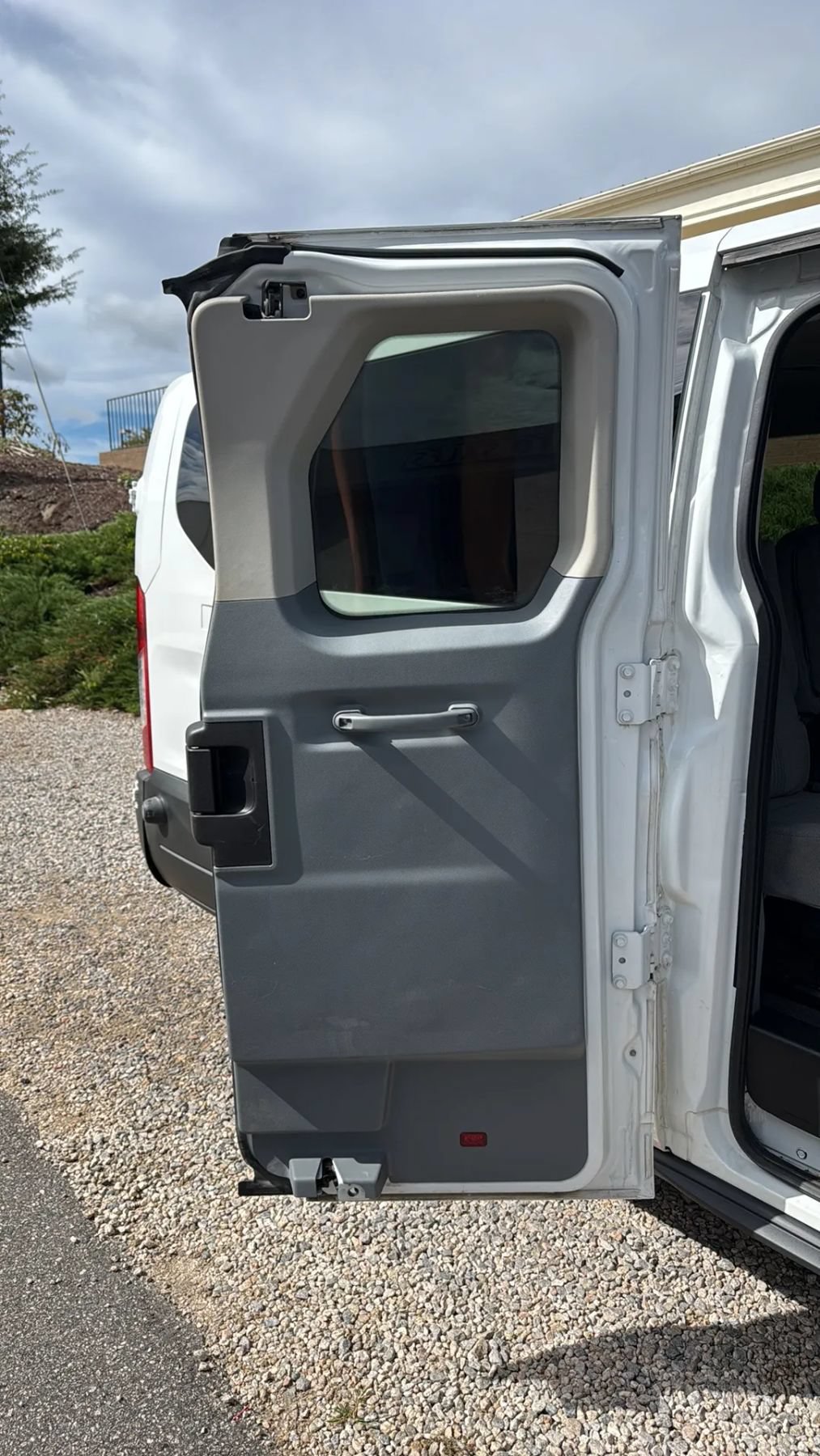 Used 2015 Ford Transit 350 XLT RWD image 33
