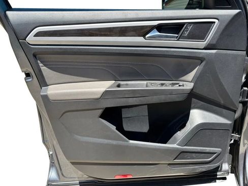 Used 2023 Volkswagen Atlas SE FWD image 18