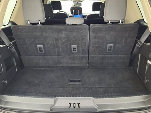 Used 2024 Ford Expedition XLT RWD image 26