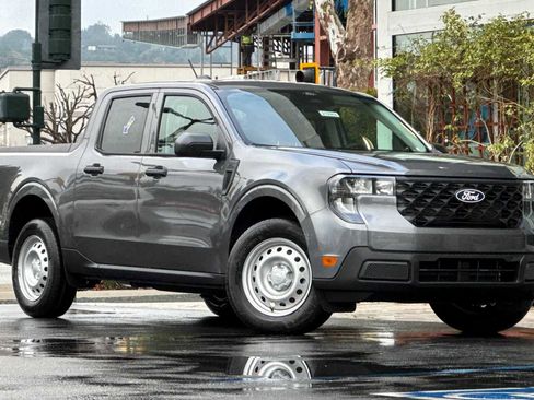 New 2026 Ford Maverick XL image 2