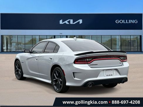 Used 2022 Dodge Charger R/T w/ Blacktop Package RWD image 4