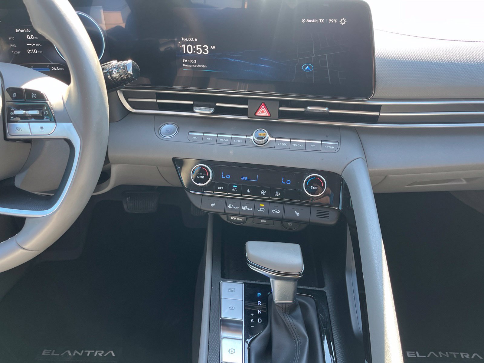 Used 2023 Hyundai Elantra SEL w/ Convenience Package FWD image 24
