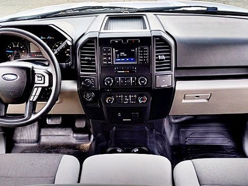 Used 2017 Ford F150 XL w/ Equipment Group 101A Mid image 14