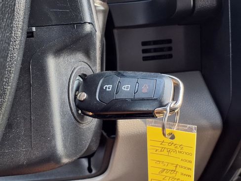 Used 2017 Ford F150 XL w/ Equipment Group 101A Mid AWD/4WD image 11