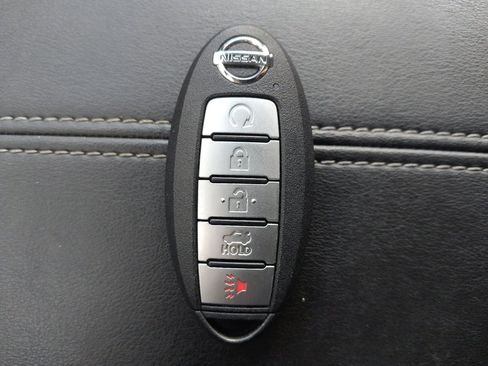 Used 2022 Nissan Sentra SV w/ All-Weather Package image 32