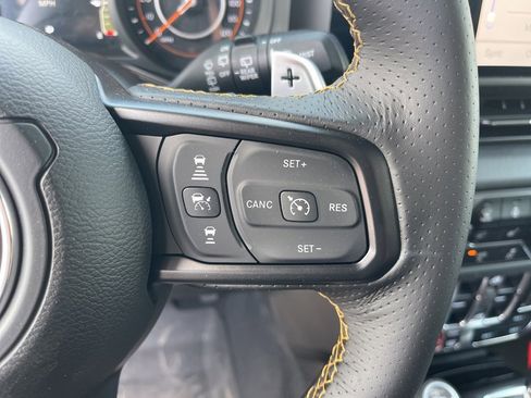 New 2025 Jeep Wrangler Unlimited Rubicon 392 image 17