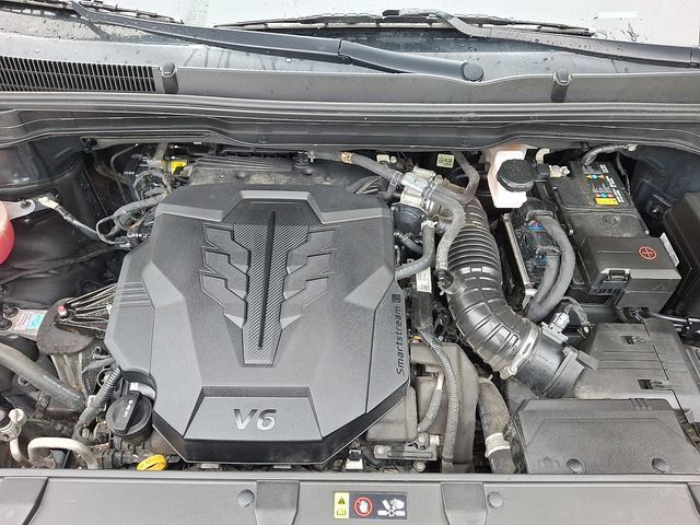 Certified 2023 Kia Carnival LX FWD image 28