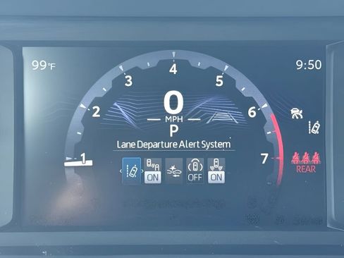 Used 2024 Toyota Tacoma SR5 AWD/4WD image 17