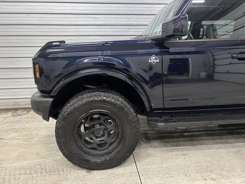 Used 2021 Ford Bronco Outer Banks image 4