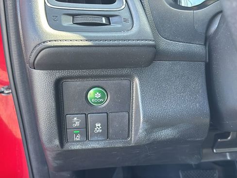 Used 2019 Honda HR-V Touring image 15