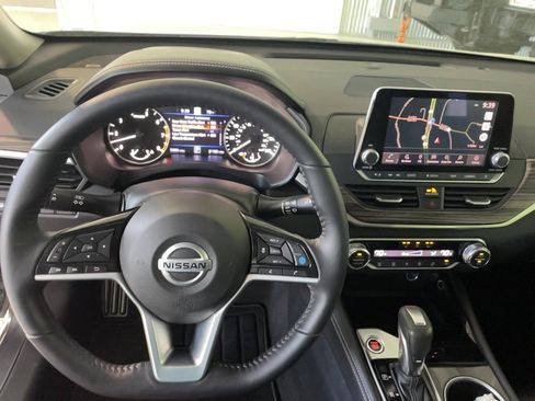 Used 2020 Nissan Altima 2.5 SL AWD/4WD image 8