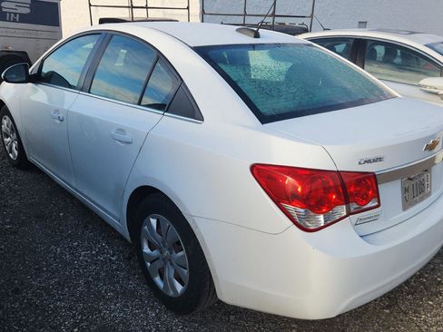 Used 2016 Chevrolet Cruze LT image 5
