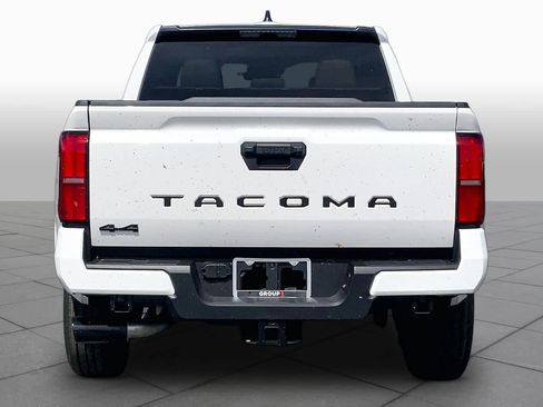 New 2026 Toyota Tacoma SR5 AWD/4WD image 4