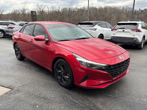 Used 2021 Hyundai Elantra SEL image 7