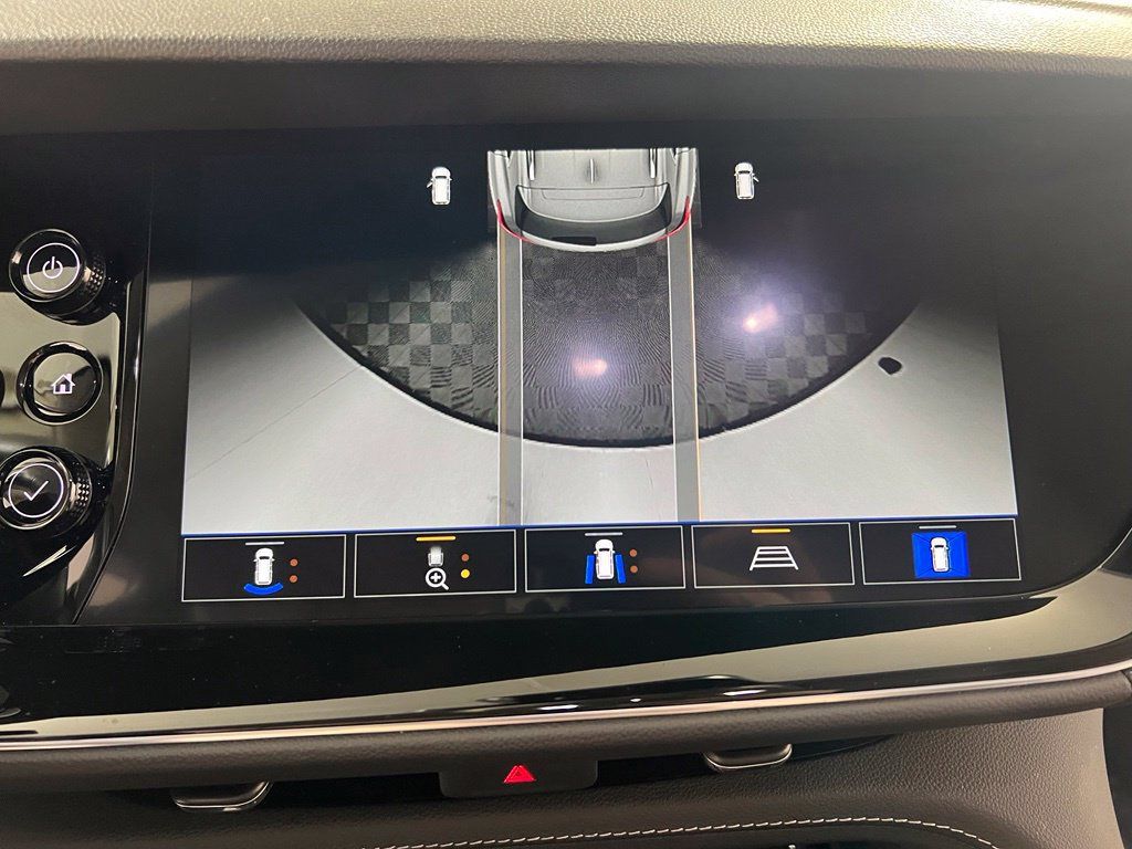 Certified 2023 Buick Envision Avenir AWD/4WD image 30