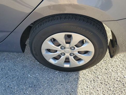 Used 2016 Hyundai Accent SE w/ Option Group 02 image 20