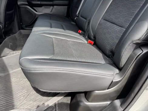 Used 2020 RAM 1500 Big Horn w/ Built-to-serve Edition image 11