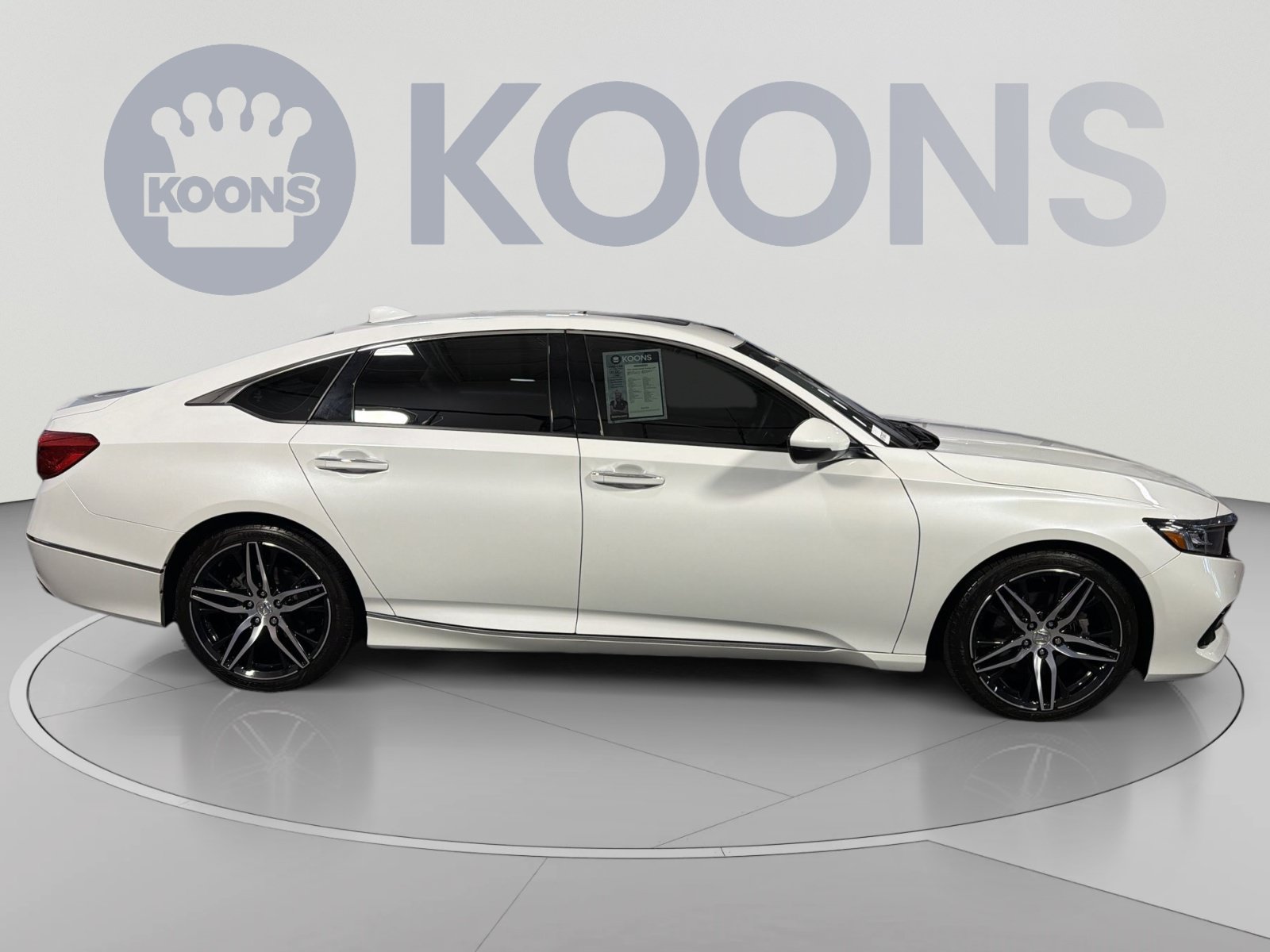 Used 2021 Honda Accord Touring image 8