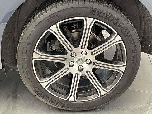 Used 2019 Volvo XC60 T5 Inscription w/ Protection Package AWD/4WD image 12