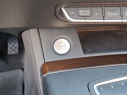 Used 2019 Audi Q5 2.0T Premium Plus w/ Premium Plus Package AWD/4WD image 25
