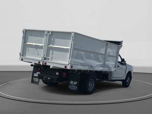 New 2025 Ford F350 XL w/ XL Chrome Package image 5