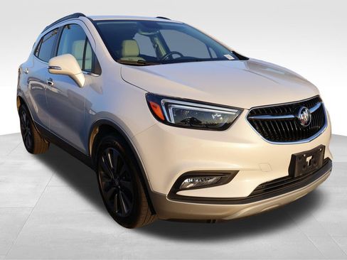 Used 2018 Buick Encore Essence FWD image 9