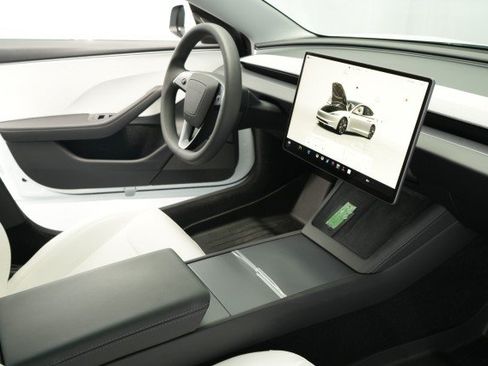 Used 2026 Tesla Model 3 RWD image 45