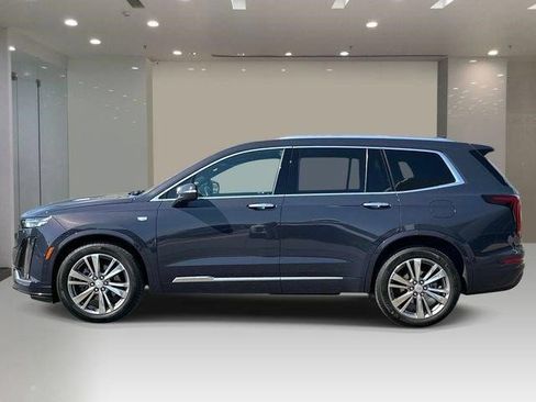 Certified 2024 Cadillac XT6 Premium Luxury w/ Technology Package FWD image 2