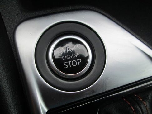 Used 2022 Nissan Sentra SR FWD image 19