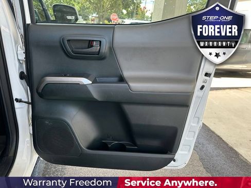 Used 2016 Toyota Tacoma SR5 w/ Towing Package RWD image 32