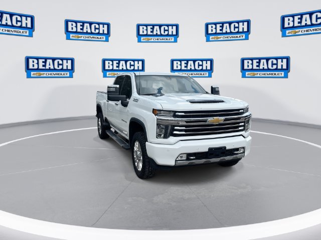 Used 2020 Chevrolet Silverado 2500 High Country w/ Technology Package AWD/4WD image 2