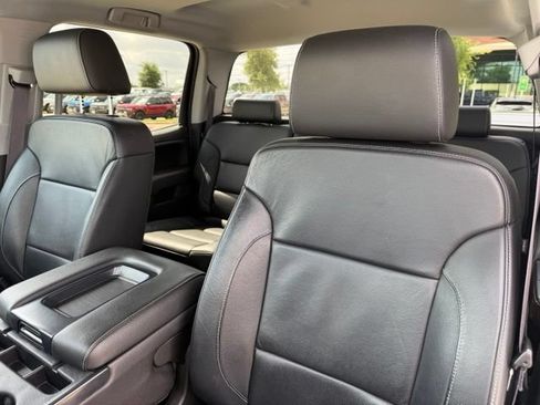 Used 2017 GMC Sierra 1500 SLT w/ SLT Premium Package AWD/4WD image 10