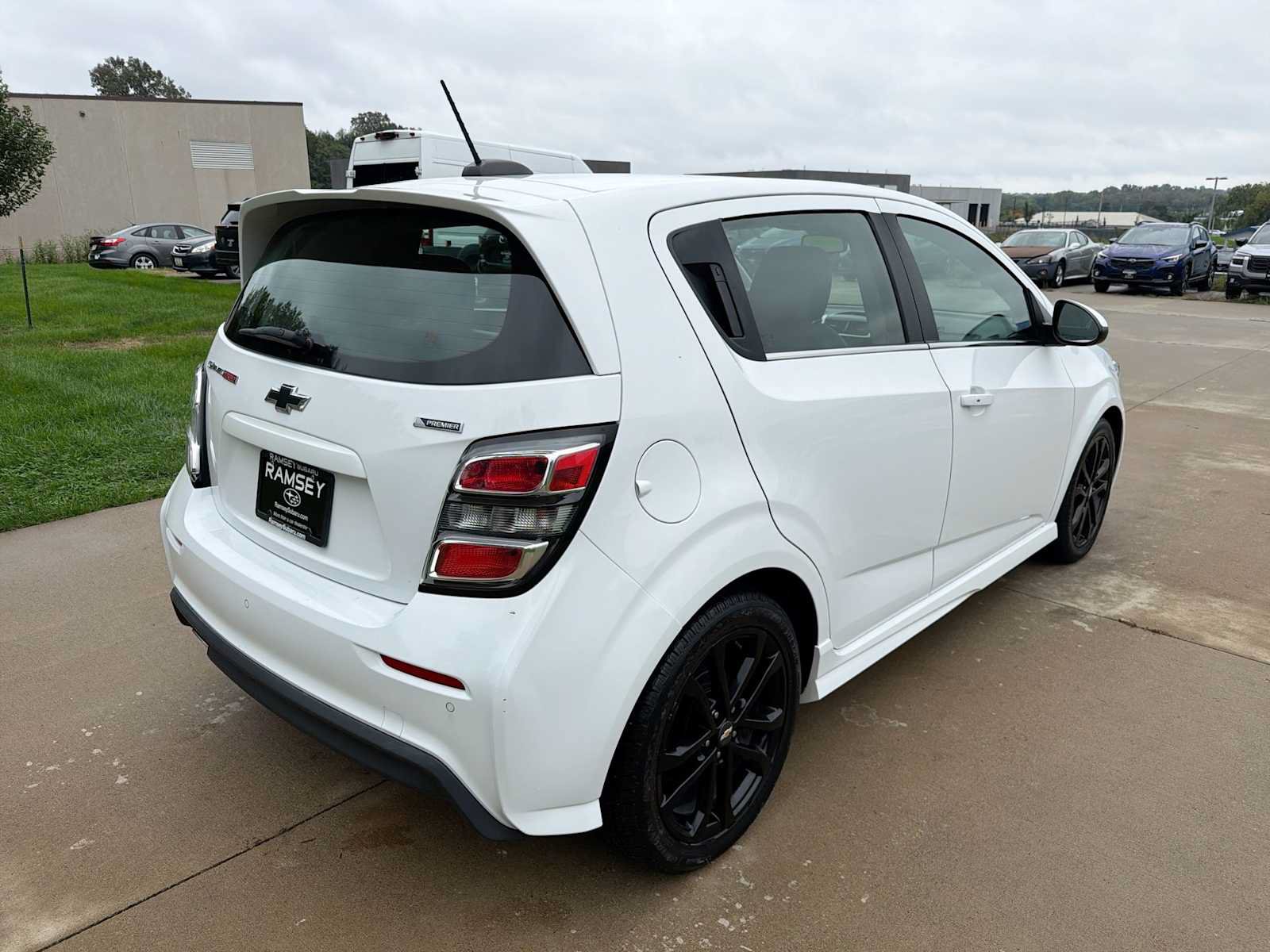 Used 2017 Chevrolet Sonic Premier w/ Driver Confidence Package FWD image 6